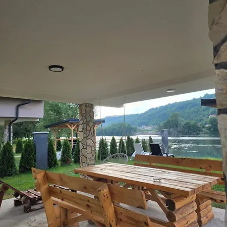 Sanja I Aleksa Vila Bratunac