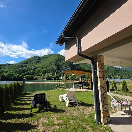 Sanja I Aleksa Vila Bratunac